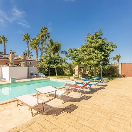 Tenuta Doret فيلة تافيانو